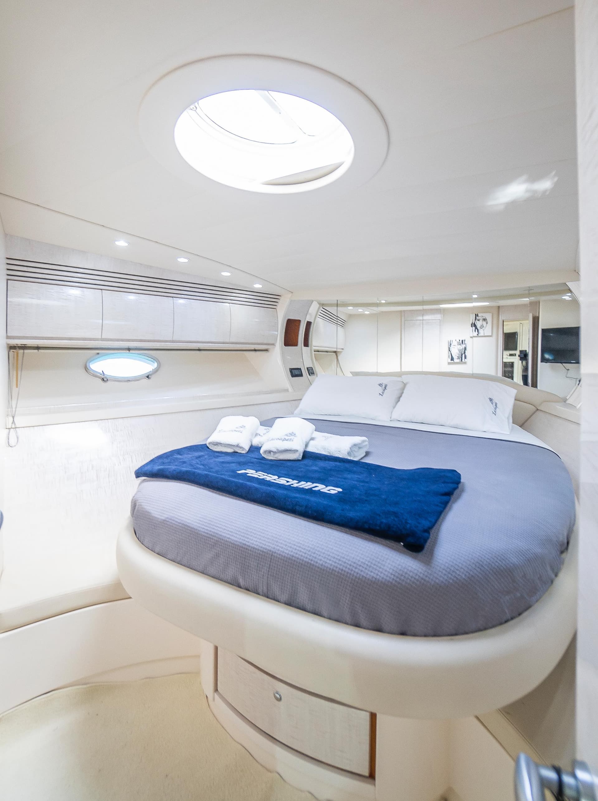 Pershing 54 Pershing 54 Motorboat — view 9